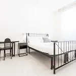 Casa Vespri A Holiday home Milan