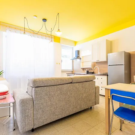 Casa Vespri A Vakantiehuis Milaan